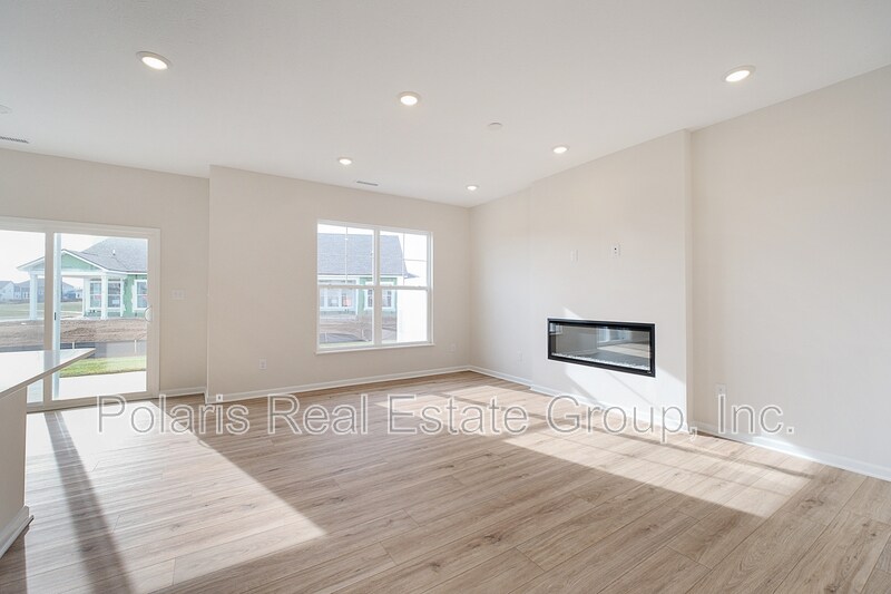 Building Photo - 12599 Cattle Rdg Dr