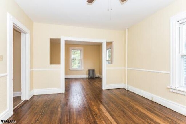 Building Photo - 60 Wildwood Ave