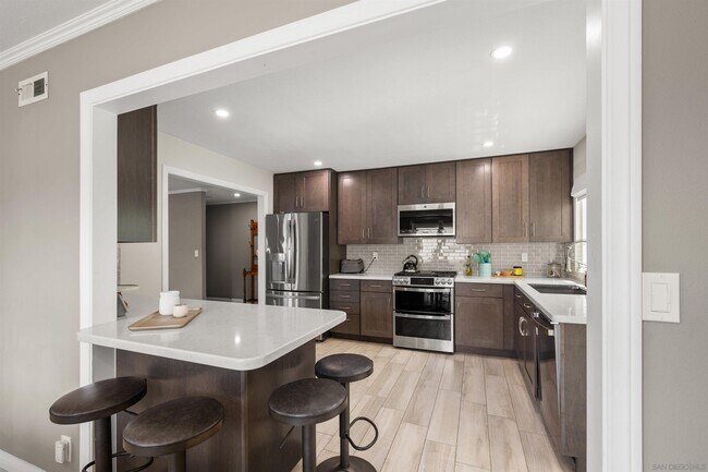 Building Photo - 5765 Bounty St