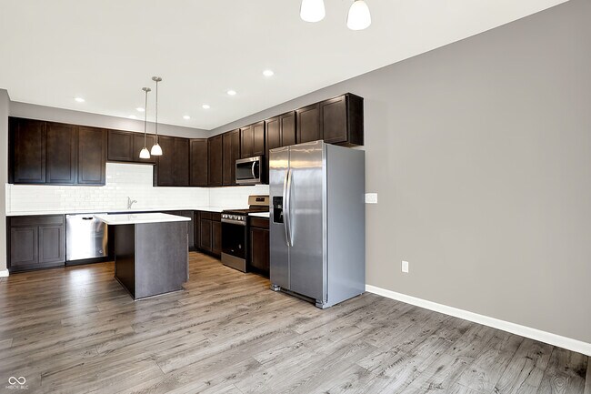 Building Photo - 2792 Maricopa Blvd