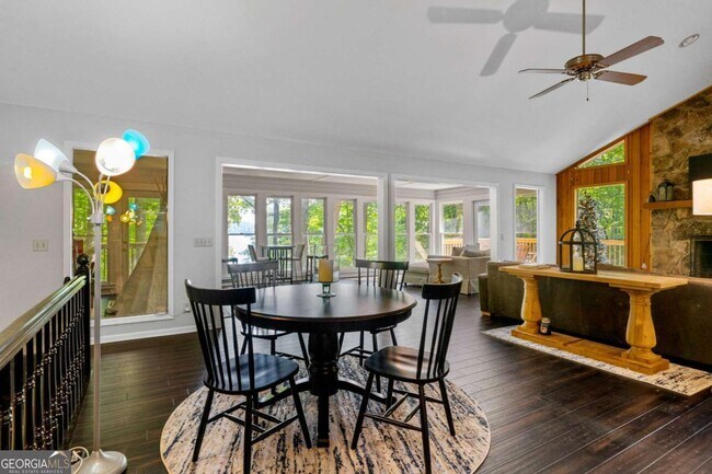 Building Photo - 180 Waterfront Dr