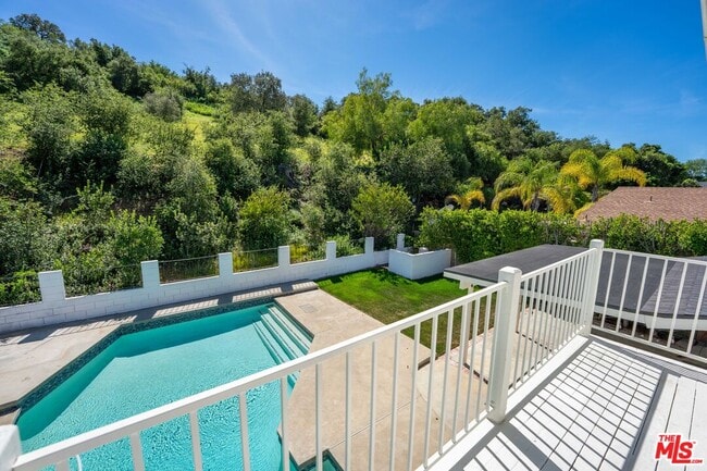 Building Photo - 29392 Hillrise Dr
