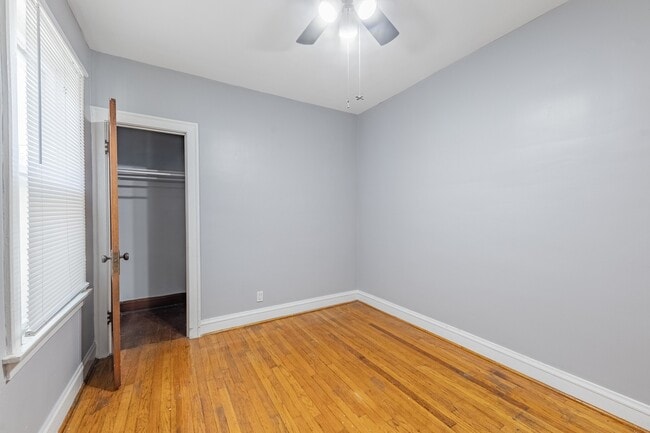 Building Photo - 6141 S Kilbourn Ave