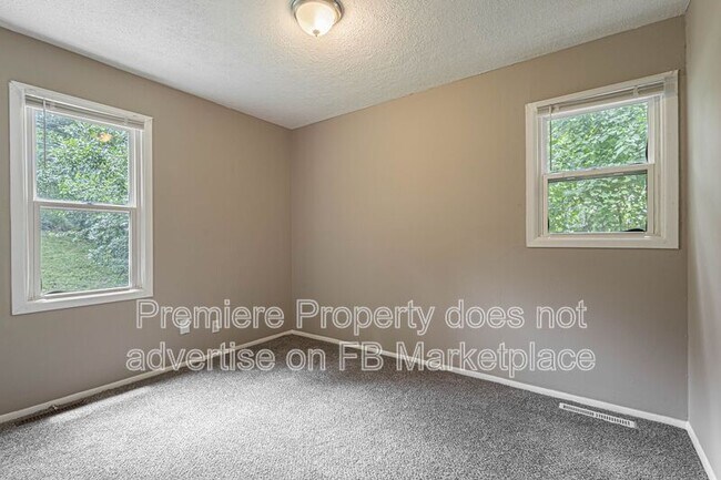 Building Photo - 7815 E 51st St