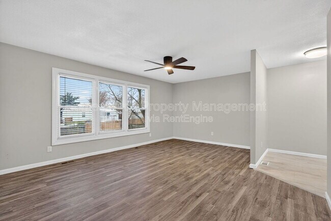 Building Photo - 414 Wild Winds Dr