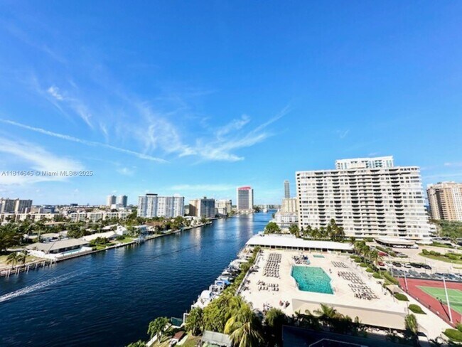Primary Photo - 2017 S Ocean Dr