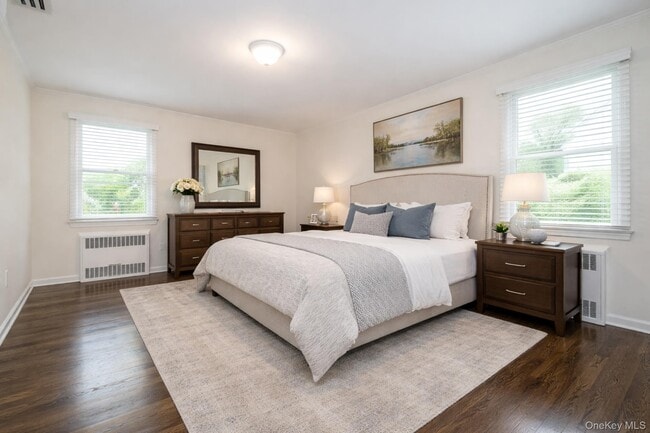 Building Photo - 14 St Pauls Pl