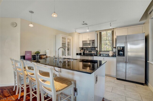 Building Photo - 29 Montelago Blvd