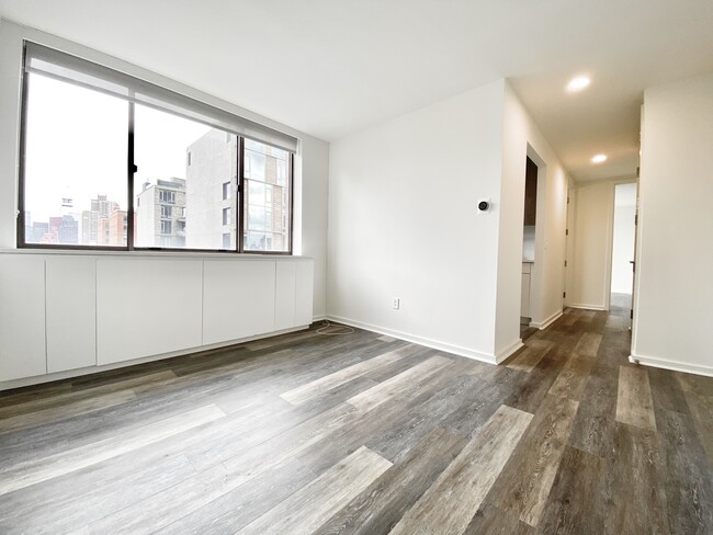 Interior Photo - The Landon