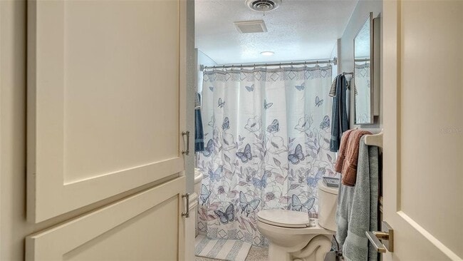 Building Photo - 817 Harbor Dr S