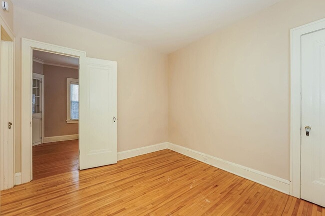 Building Photo - 4949 Penn Ave S