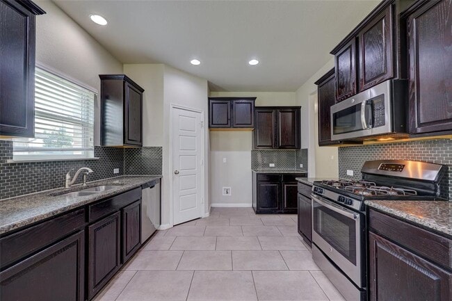 Building Photo - 126 Screech Owl Dr