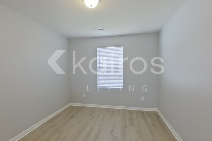 Building Photo - 2476 Whirlwind Ln