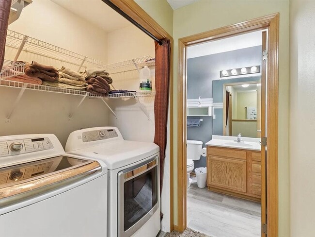 Building Photo - 4103 SW Westview Dr