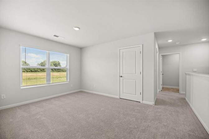 Building Photo - 424 Roebuck Pass