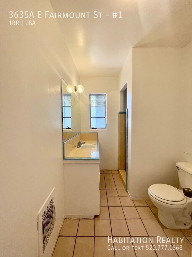 Building Photo - 3635A E Fairmount St