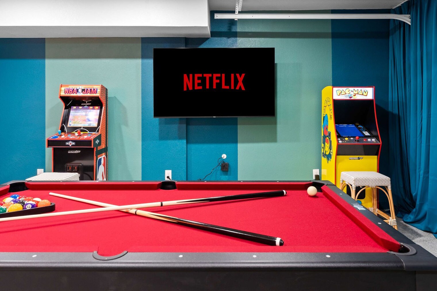 Building Photo - 24835 N 43rd Dr