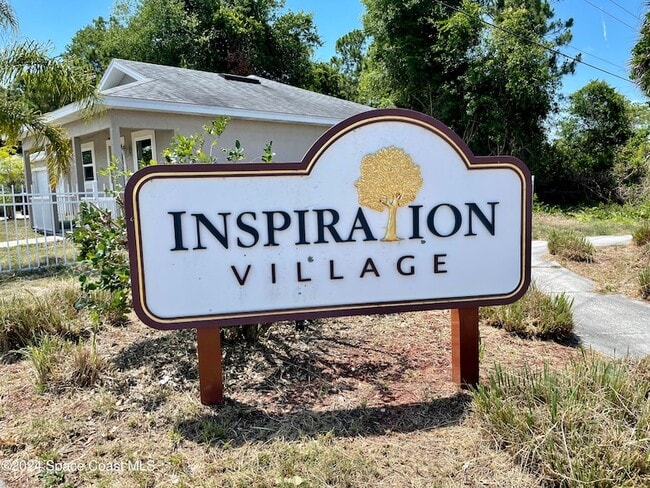 Building Photo - 1000 Dames Ct