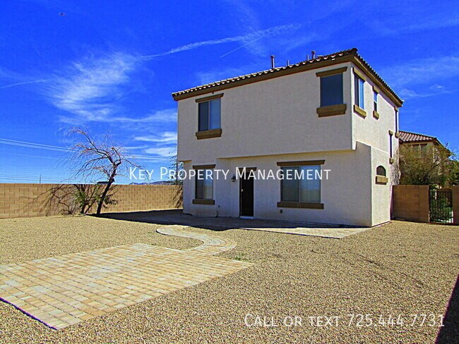 Building Photo - 692 Sumatra Pl