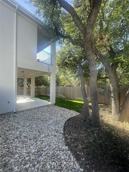 Building Photo - 1617 Woodwind Ln