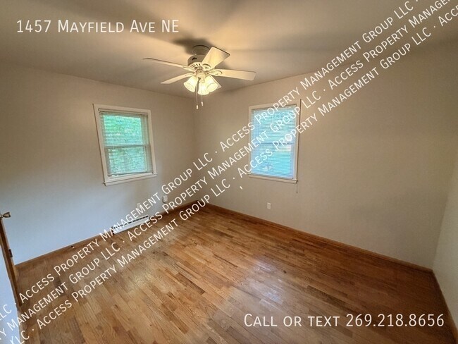 Building Photo - 1457 Mayfield Ave NE