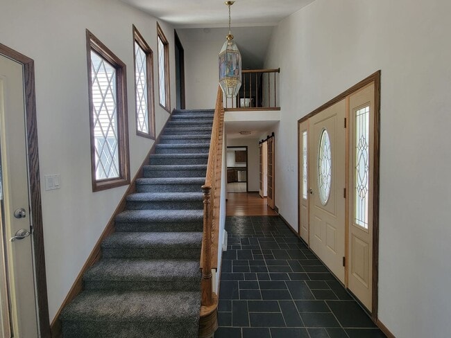 Building Photo - 11 S Sunny Slope Ct