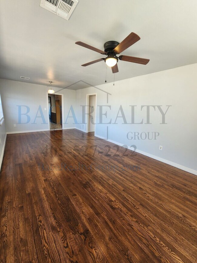 Building Photo - 3Br 2Ba house in Purcell!!