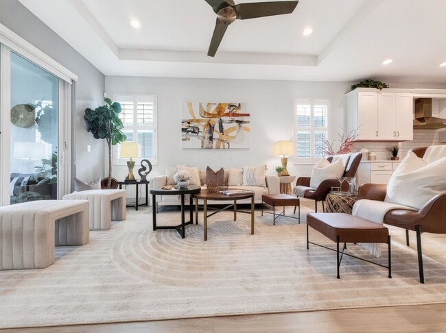 Building Photo - Turnkey Furnished Villa Naples FL