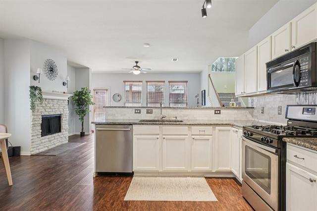 Building Photo - 5825 Shetland Cir