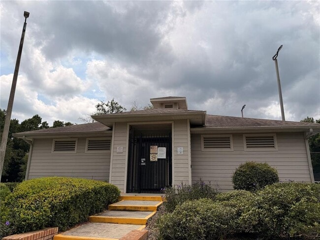 Building Photo - 423 Sheoah Blvd