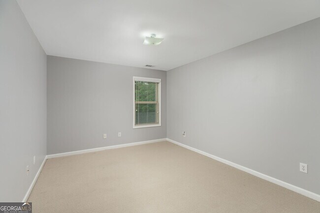 Building Photo - 168 Summer Grove Ln