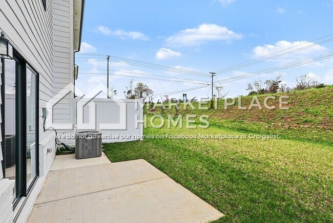 Building Photo - 4009 Norman Dr