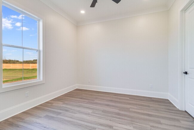 Building Photo - Brand New Single Story Townhome in Gated Community