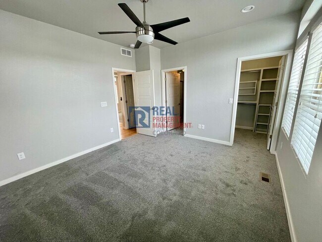 Building Photo - 3700 Celestial Ave
