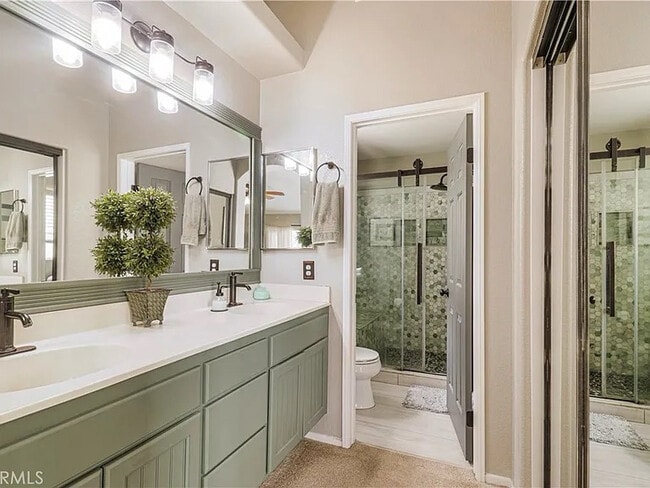 Building Photo - 332 Del Flora St