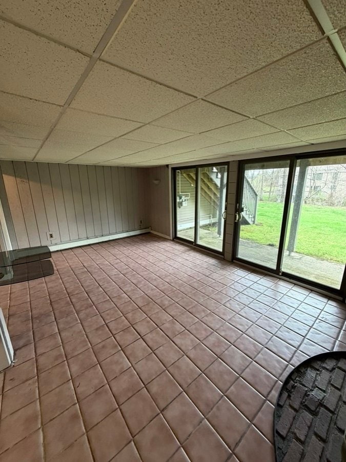 Building Photo - 136 Canterbury Ln