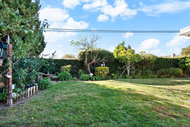 Building Photo - 3177 Austin Ave