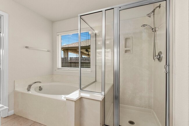Building Photo - 7710 Trail Hollow