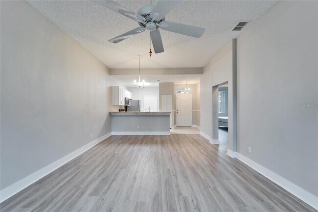 Building Photo - 1032 Radison Ave