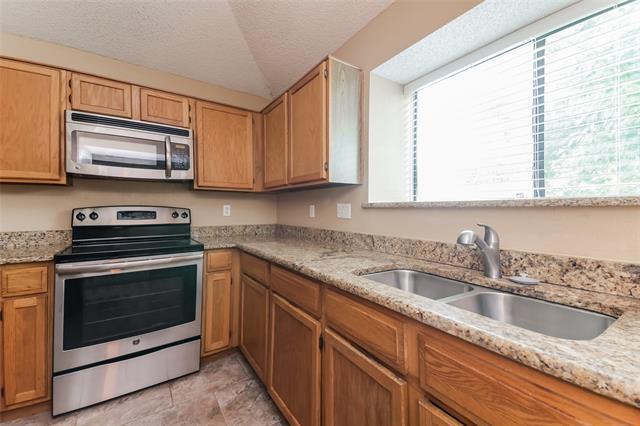 Building Photo - 2222 Cortland Cir