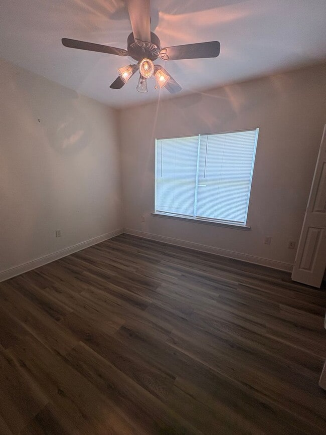 Building Photo - Ruella Duplexes