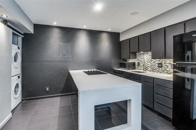 Building Photo - 4317 Hartford St