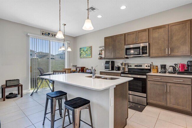 Building Photo - 1401 Captiva Cv