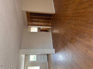 Building Photo - 471 Pinewood St
