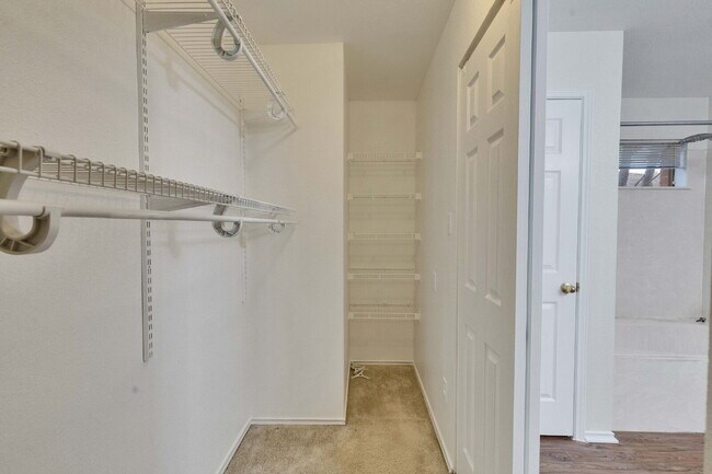 Building Photo - "Charming 3-Bed Oasis with 2.5 Baths in Pr...