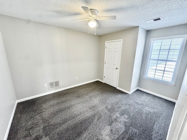 Building Photo - 7469 Dal Whinnie Trail