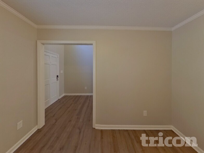 Building Photo - 8404 Sills Ct