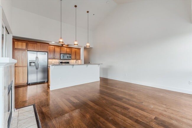 Building Photo - SECR - 470 Second Street (Residential)