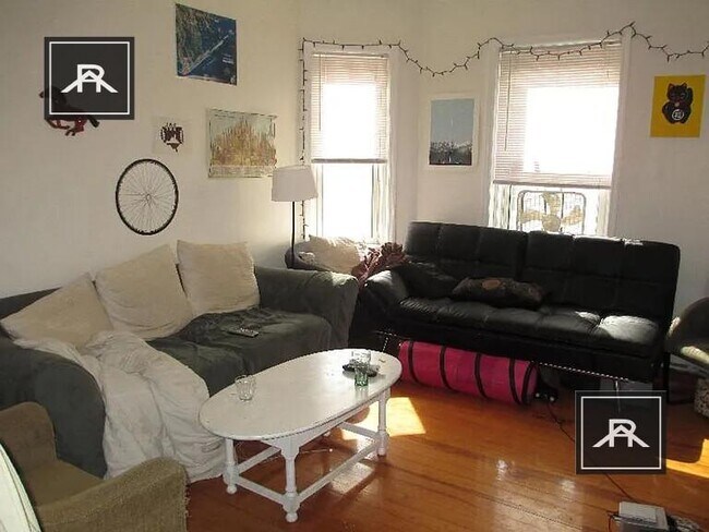 Building Photo - 3 bedroom in Brighton MA 02135