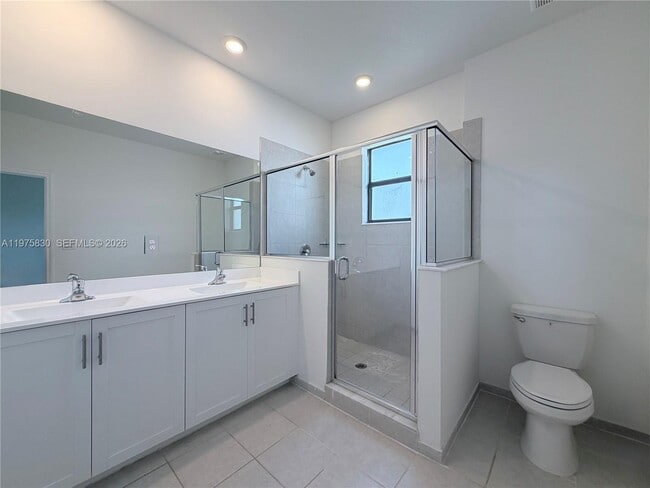 Building Photo - 13421 SW 287th Ter